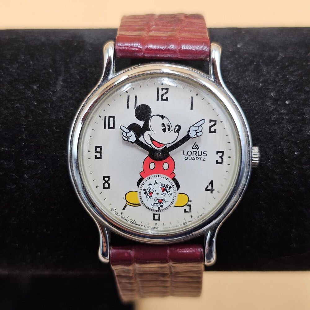 Vintage Disney Lorus Mickey Mouse Sub-Second Quartz Watch Red Strap V803-0110